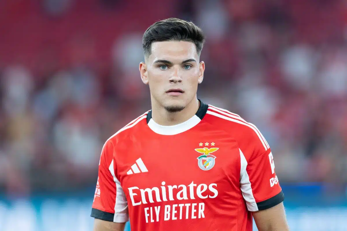 Défenseur de Benfica du Portugal Goncalo Oliveira à la fin du match de Coupe Eusebio, Benfica contre Fenerbahce